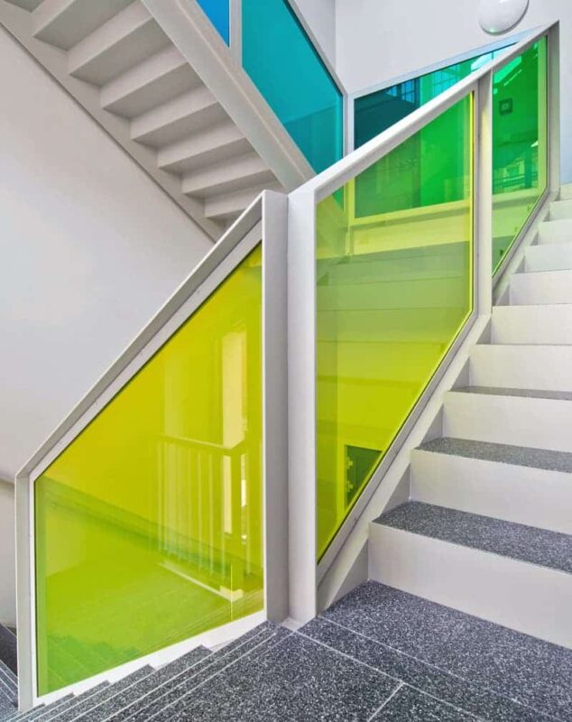 Перила с цветным стеклом «Калейдоскоп»