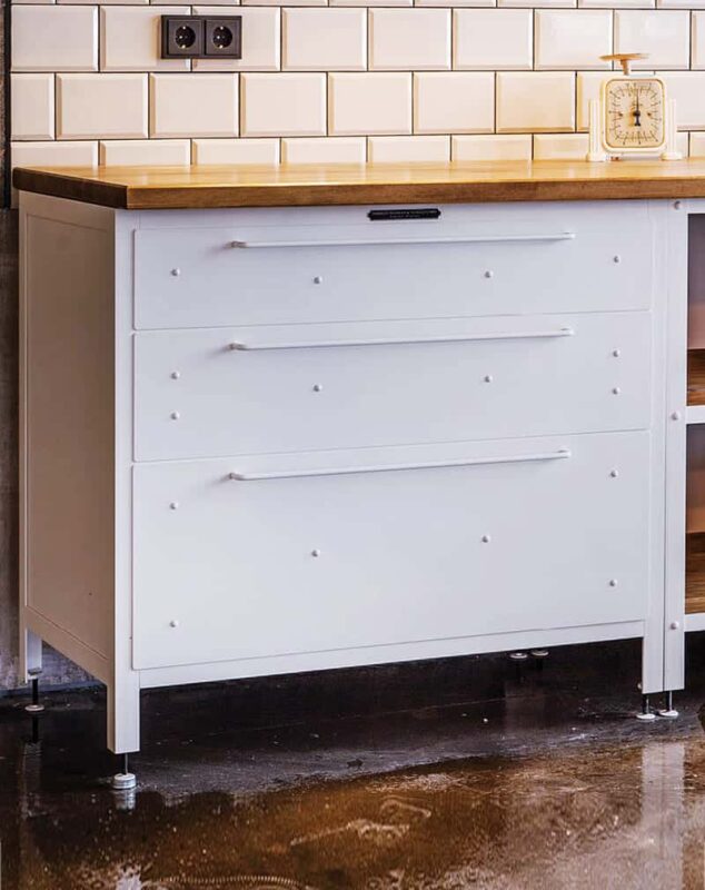 Напольный шкаф «Амбер выдвижной Б»