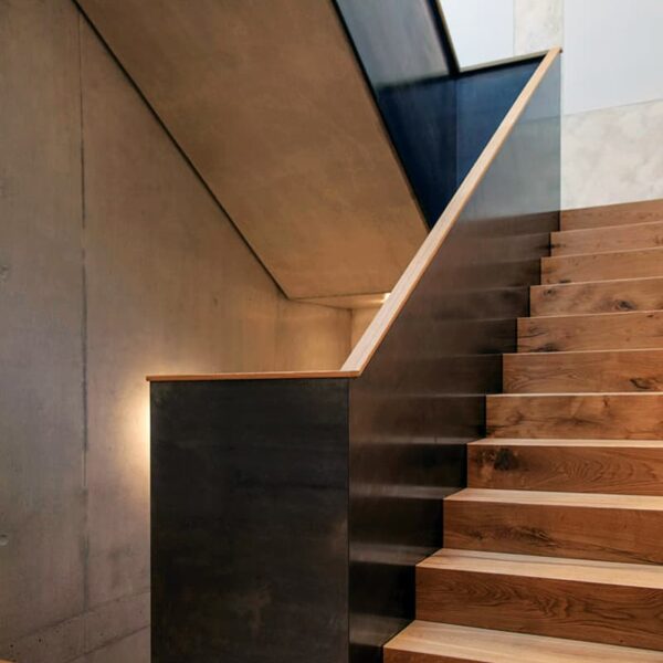 Перила из листа металла «Ференц»