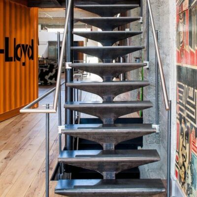 Лестница лофт металлическая «Двутавр»