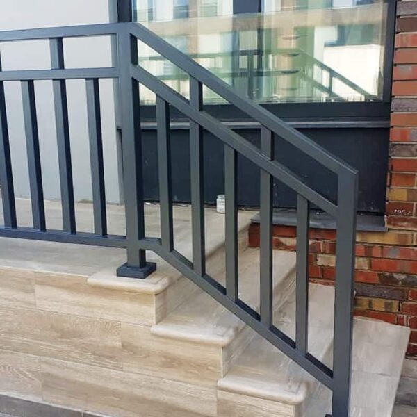 Перила металлические «Першерон»