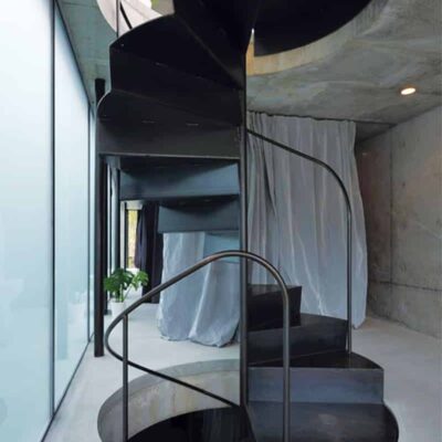 Лестница винтовая металлическая «Токио»