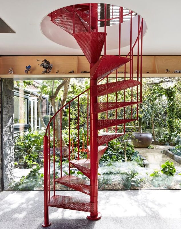 Лестница винтовая металлическая «Перфорация В»