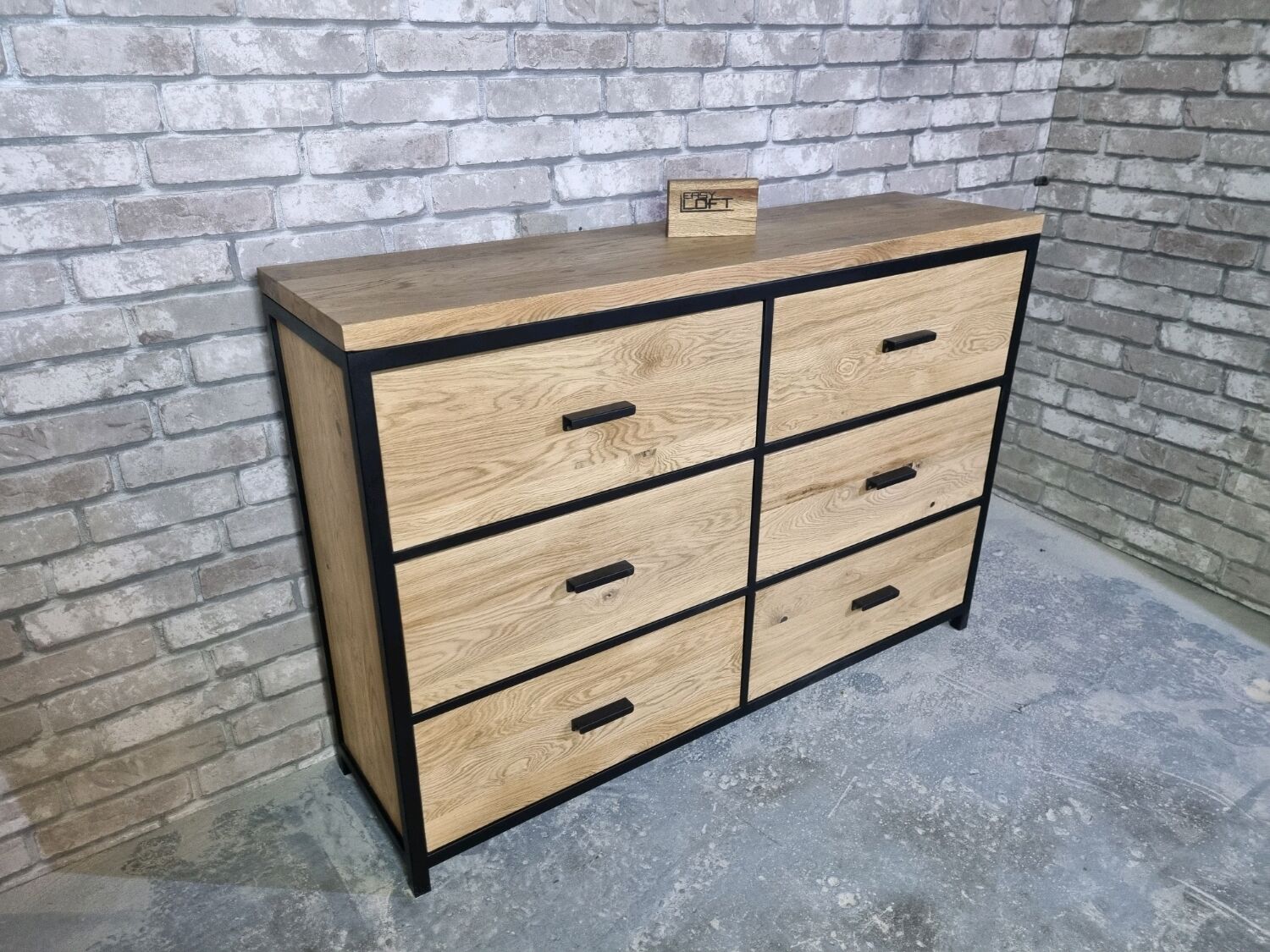 Комод в стиле Лофт из массива дуба К-036