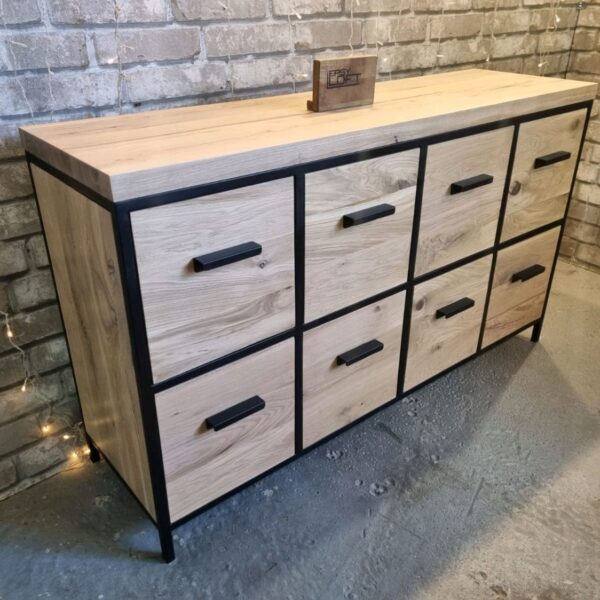 Комод в стиле Лофт из массива дуба К-039
