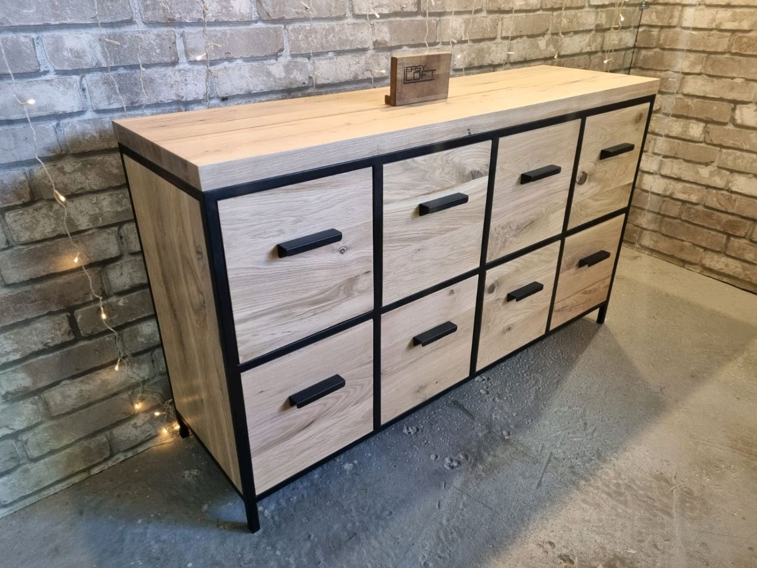 Комод в стиле Лофт из массива дуба К-039