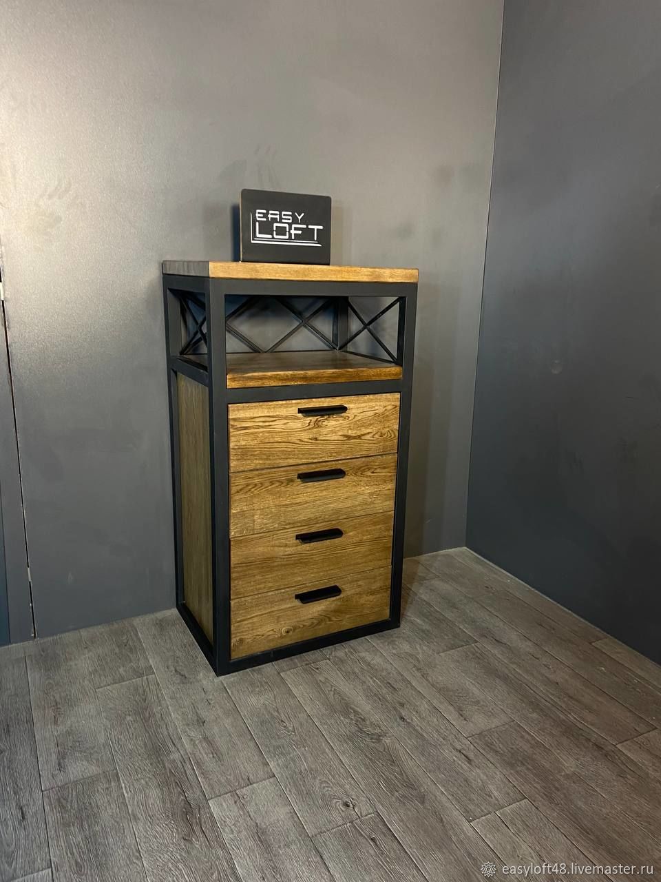 Комод в стиле Лофт из массива дуба К-058