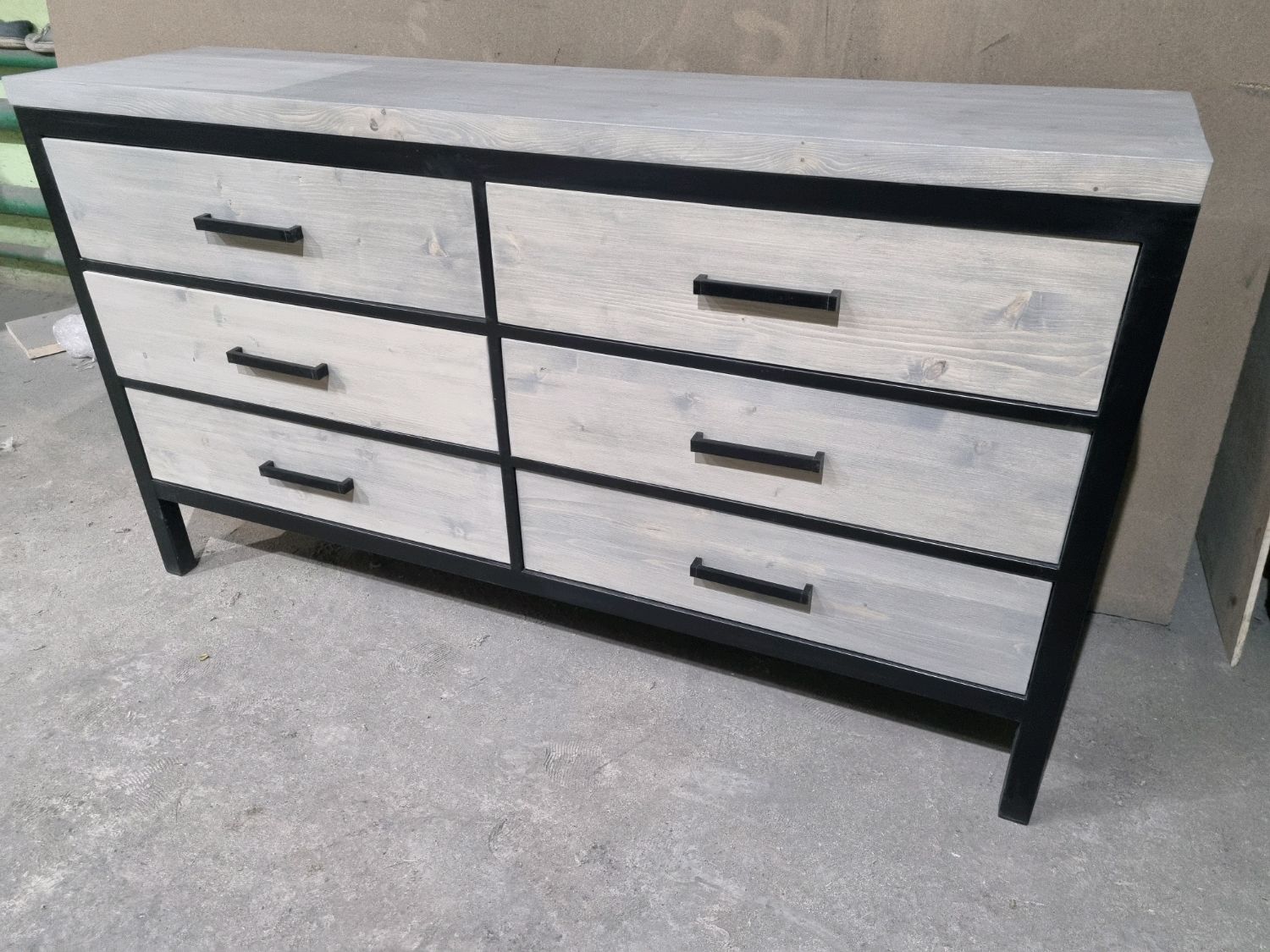 Комод в стиле Лофт К-008