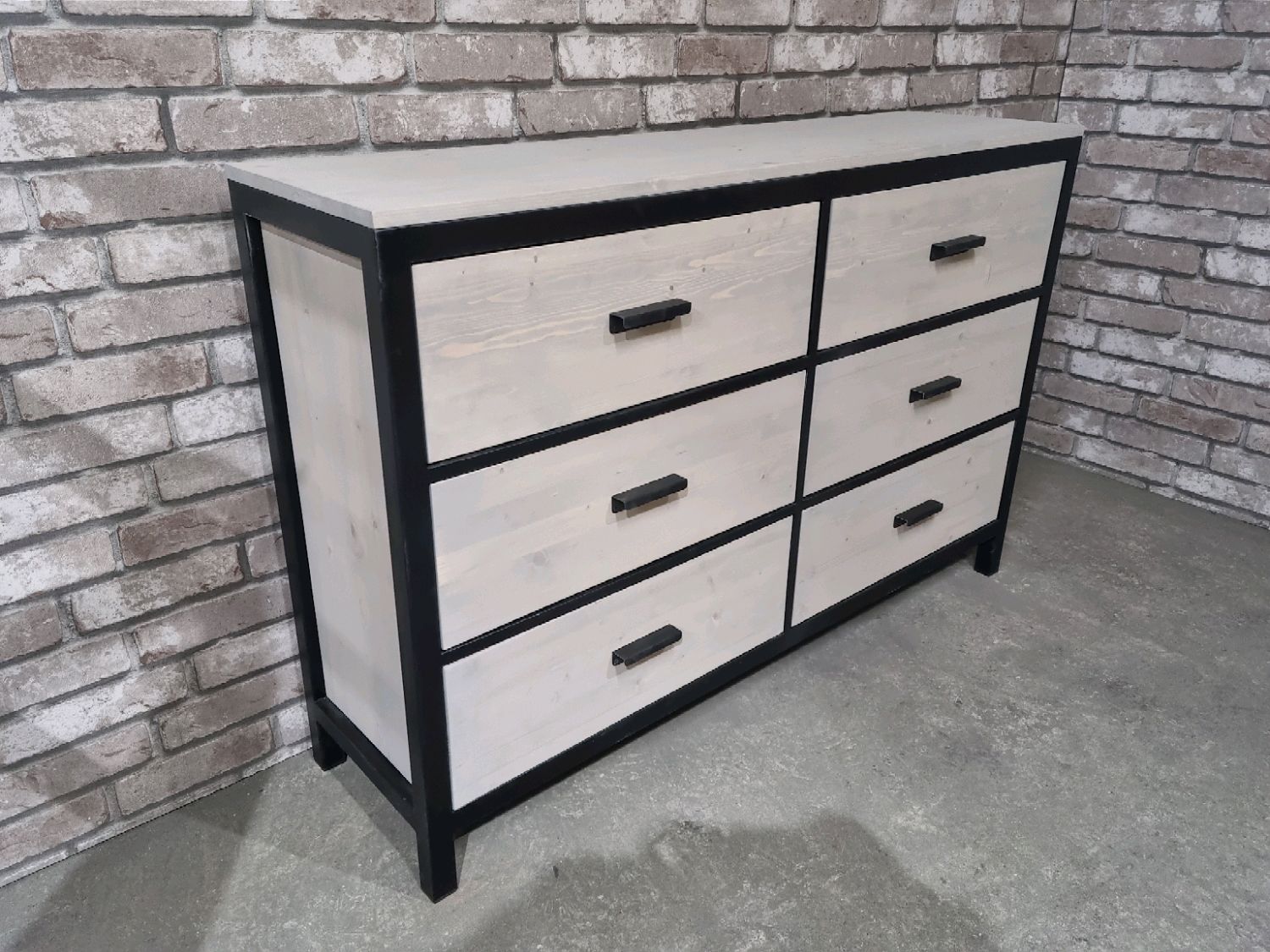 Комод в стиле Лофт К-022