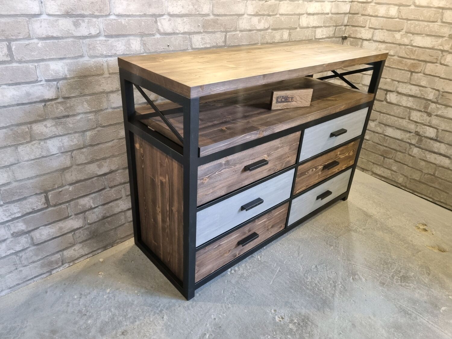 Комод в стиле Лофт К-029