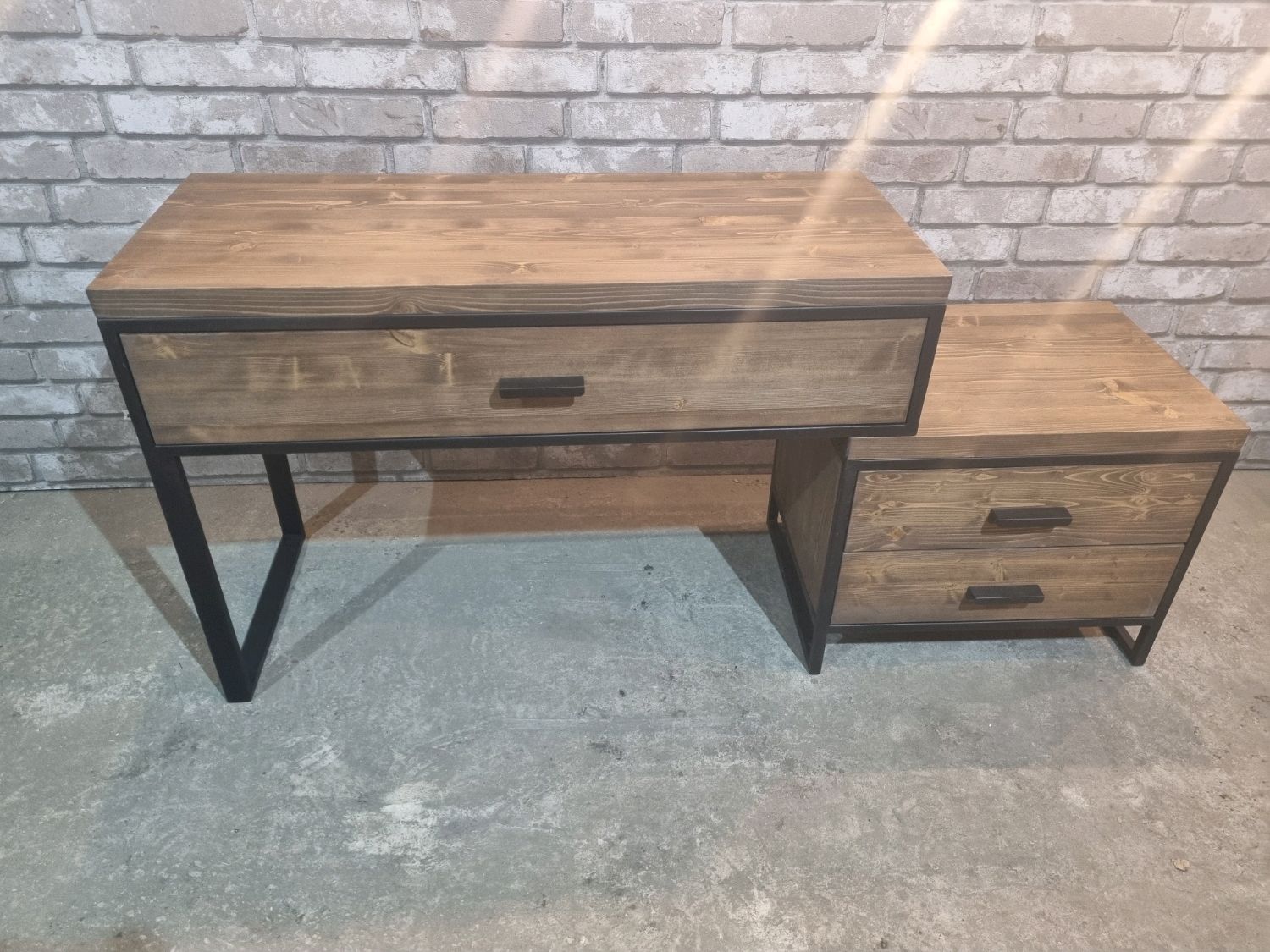 Консоль в стиле Лофт Х-035