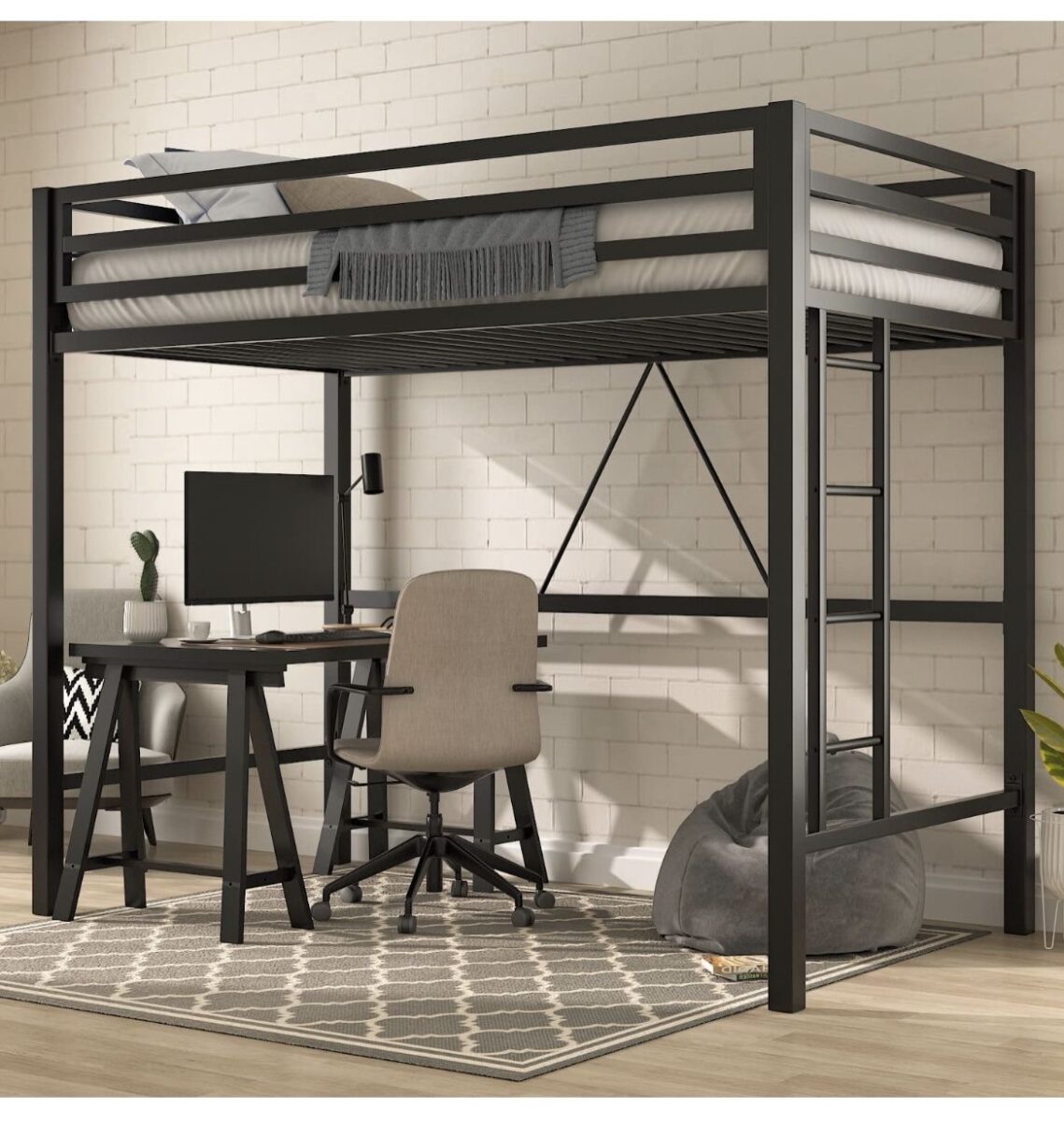 Кровать-чердак из металлического профиля №252