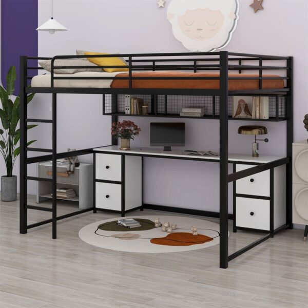 Кровать-чердак из металлического профиля с рабочим столом