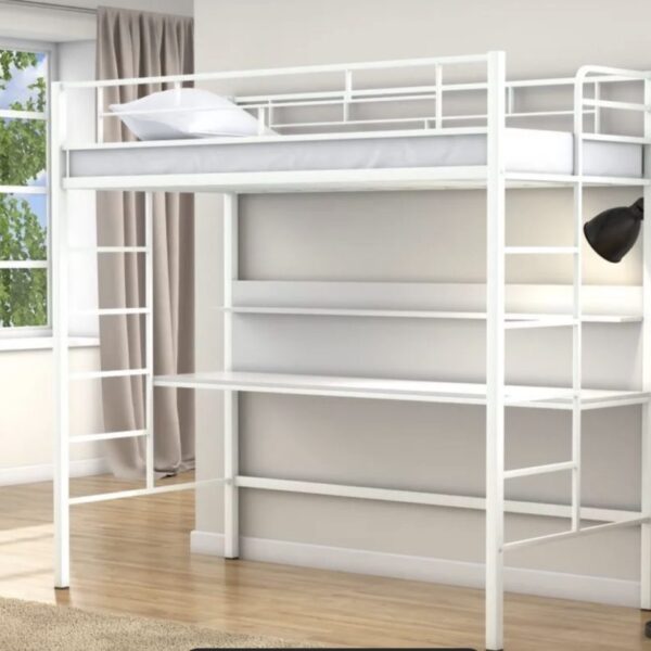 Кровать-чердак с письменным столом №124