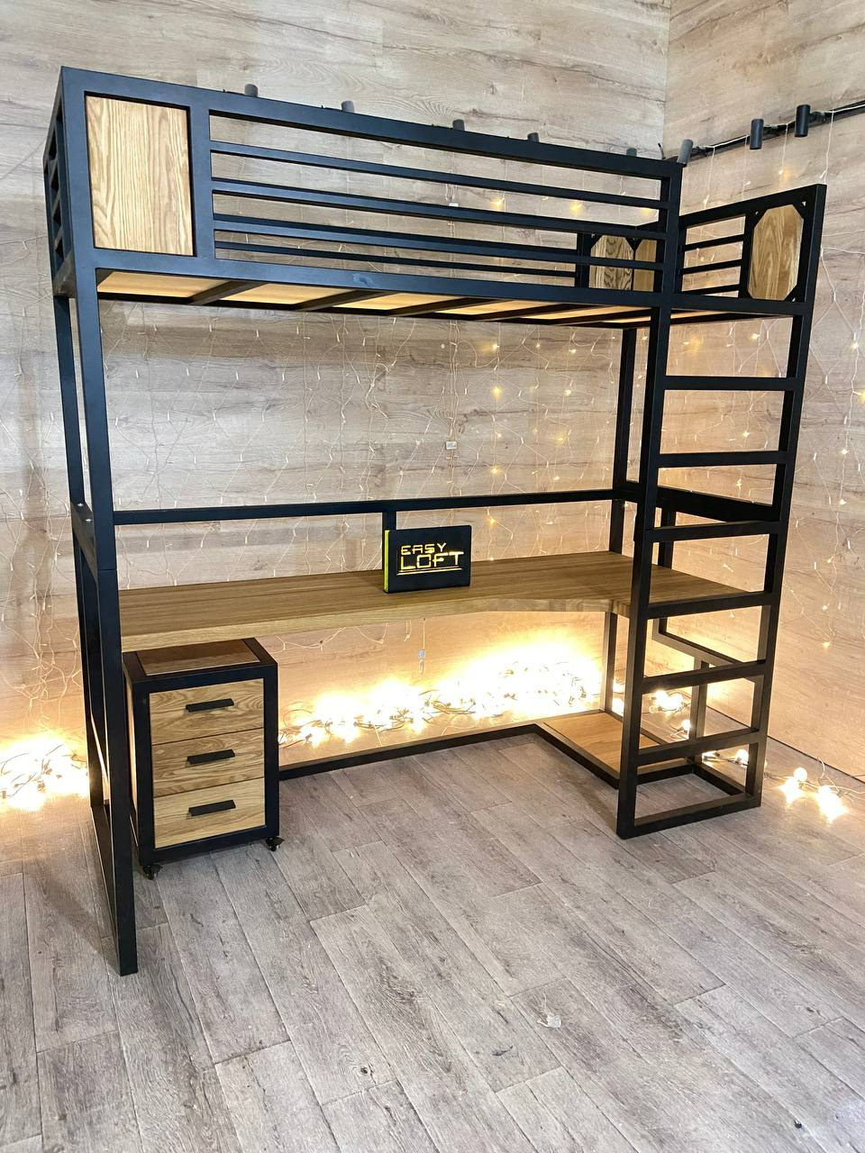 Кровать-чердак в стиле Лофт из массива дуба В-016