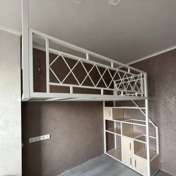 Кровать-чердак взрослым №123