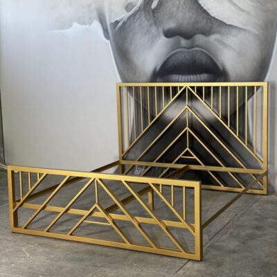 Кровать из металла №189