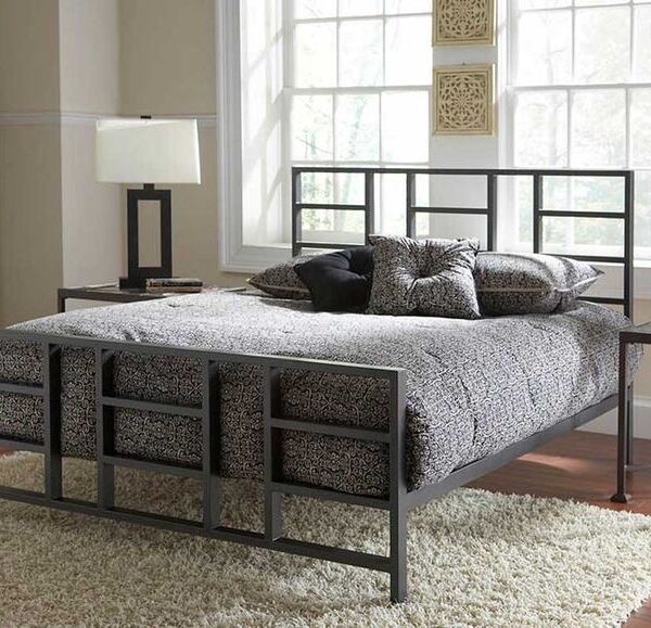 Кровать из металла №70