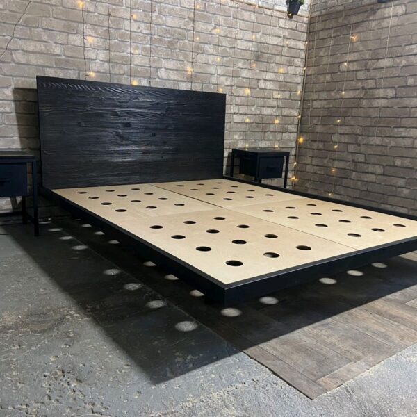 Кровать в стиле Лофт В-009