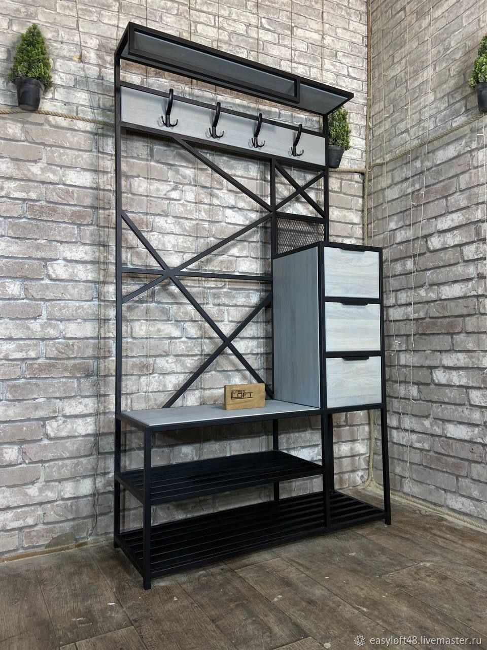 Прихожая в стиле Лофт из массива дуба П-041