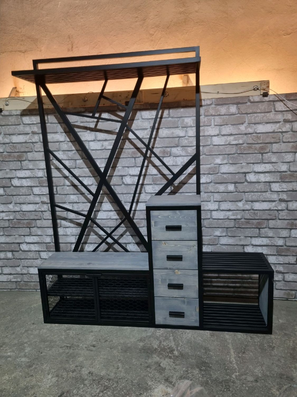 Прихожая в стиле Лофт П-011