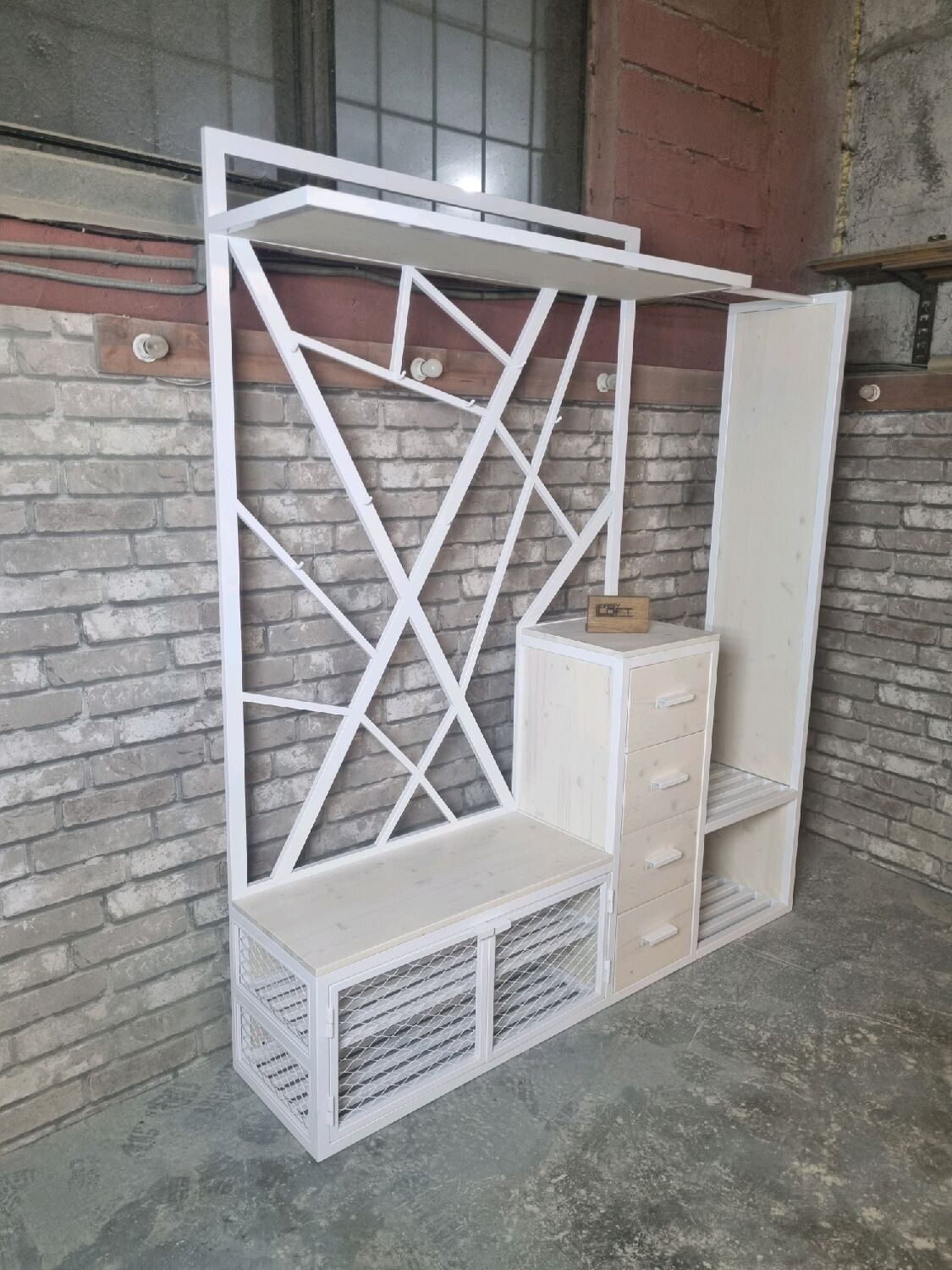 Прихожая в стиле Лофт П-018