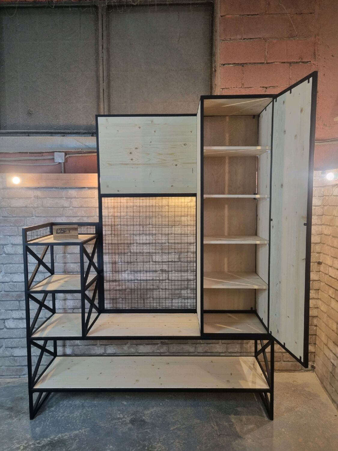 Прихожая в стиле Лофт П-023