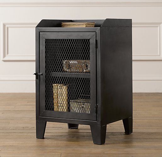 Прикроватная тумбочка №193