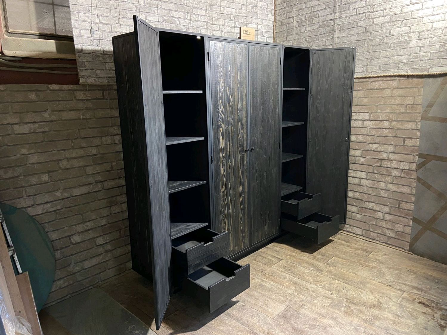 Шкаф в стиле Лофт Ш-004