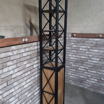 Стеллаж-пенал в стиле Лофт из массива дуба Л-019