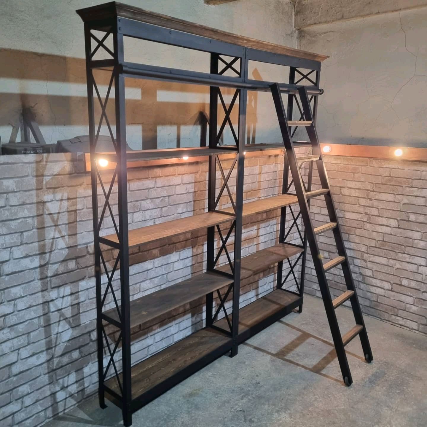 Стеллаж в стиле Лофт из массива дуба Л-038