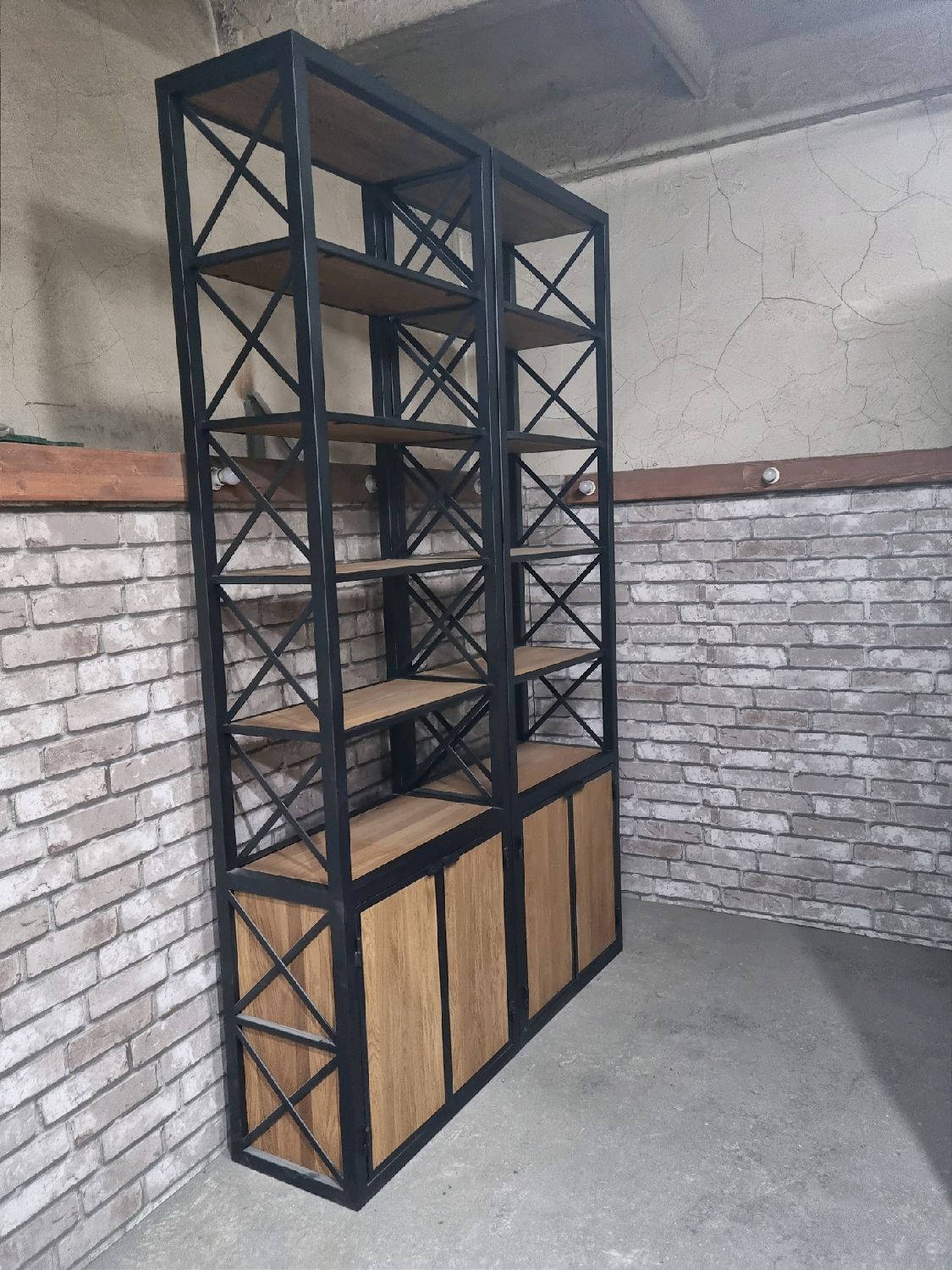 Стеллаж в стиле Лофт из массива дуба Л-045