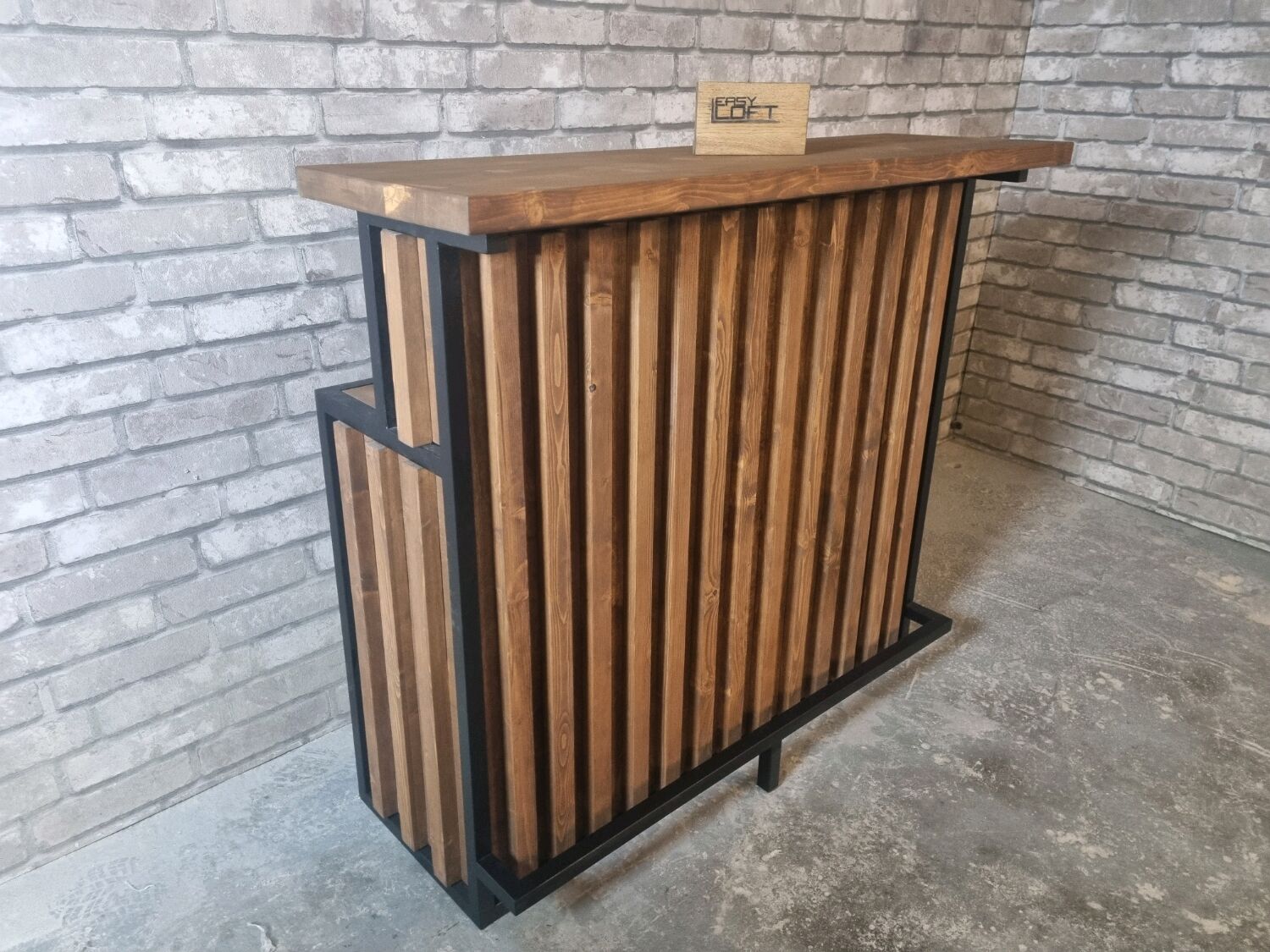 Стойка ресепшен в стиле Лофт Р-005