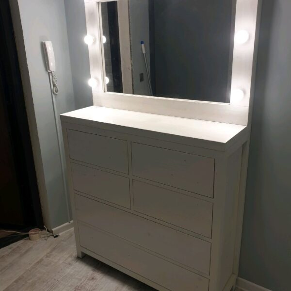 Стол гримёрный в стиле Лофт С-070