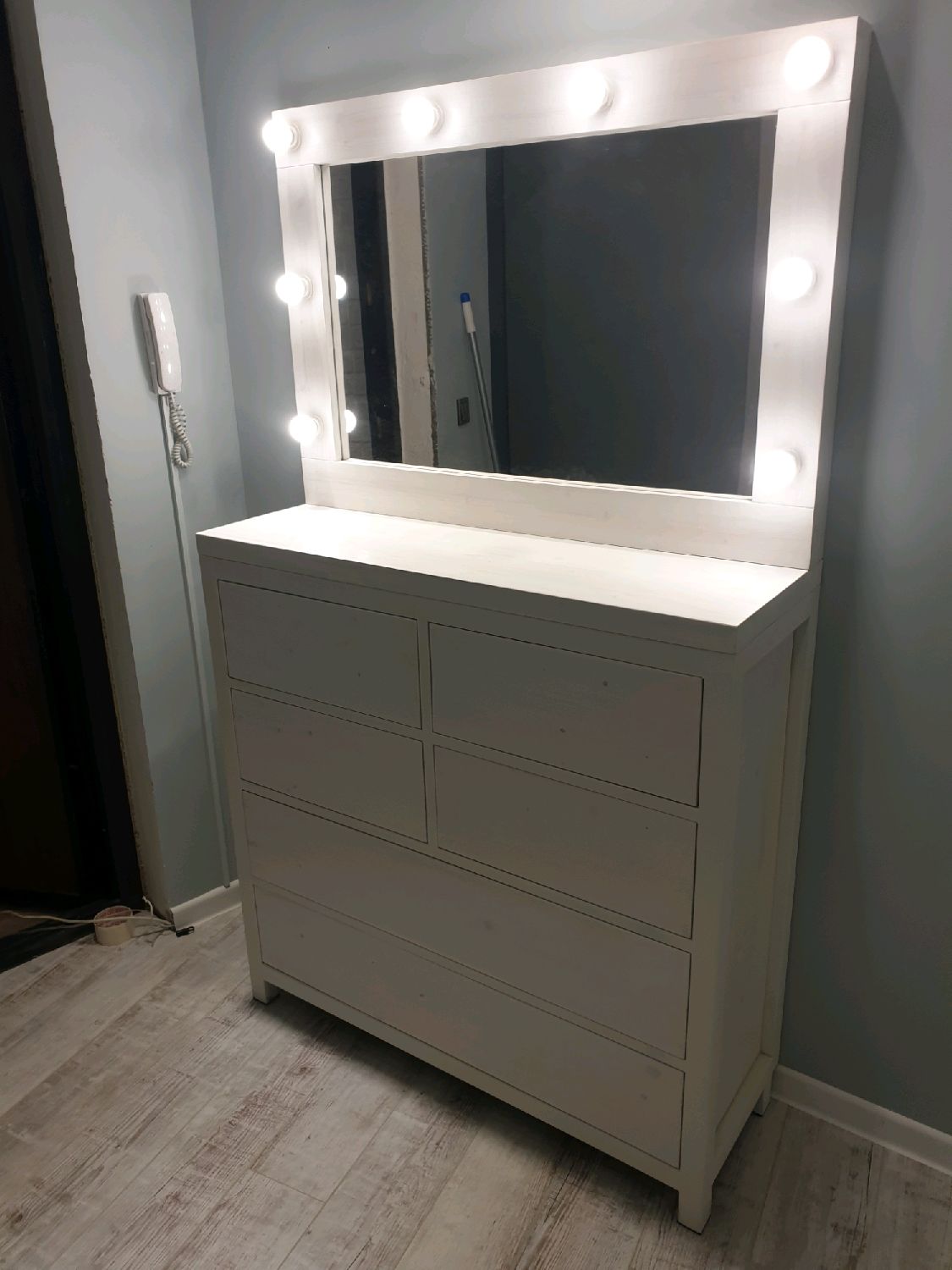 Стол гримёрный в стиле Лофт С-070