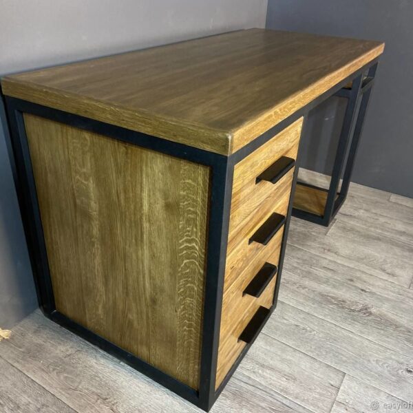 Стол компьютерный в стиле Лофт из массива дуба С-427