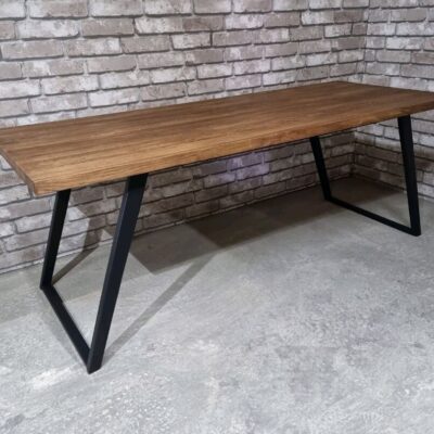 Стол обеденный в стиле Лофт из массива дуба С-239