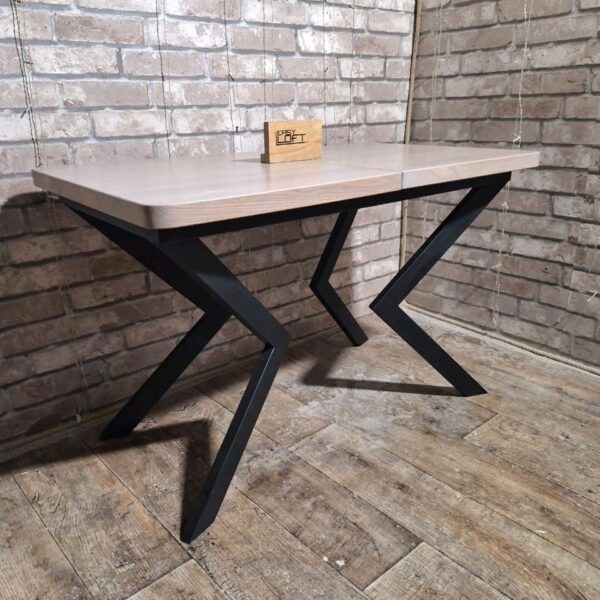 Стол обеденный в стиле Лофт из массива дуба С-388