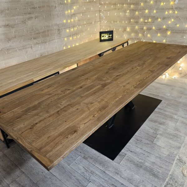 Стол обеденный в стиле Лофт из массива дуба С-447