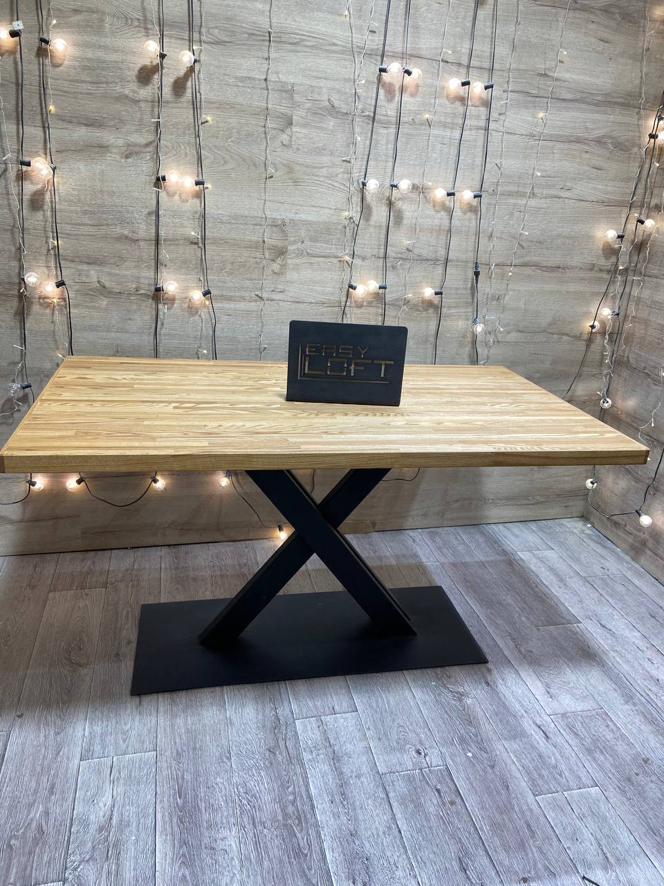 Стол обеденный в стиле Лофт из массива дуба С-448