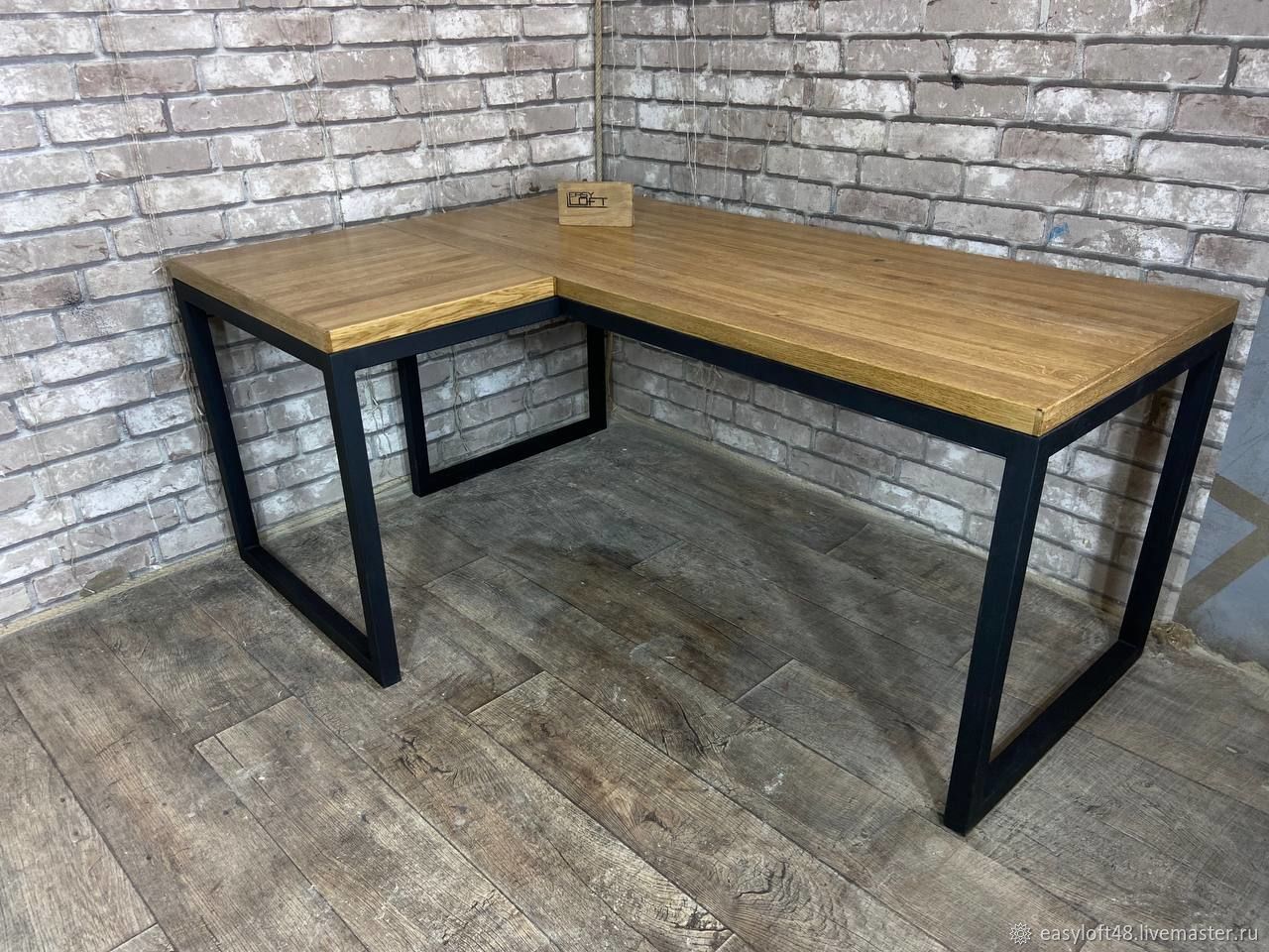 Стол письменный угловой в стиле Лофт из массива дуба С-405