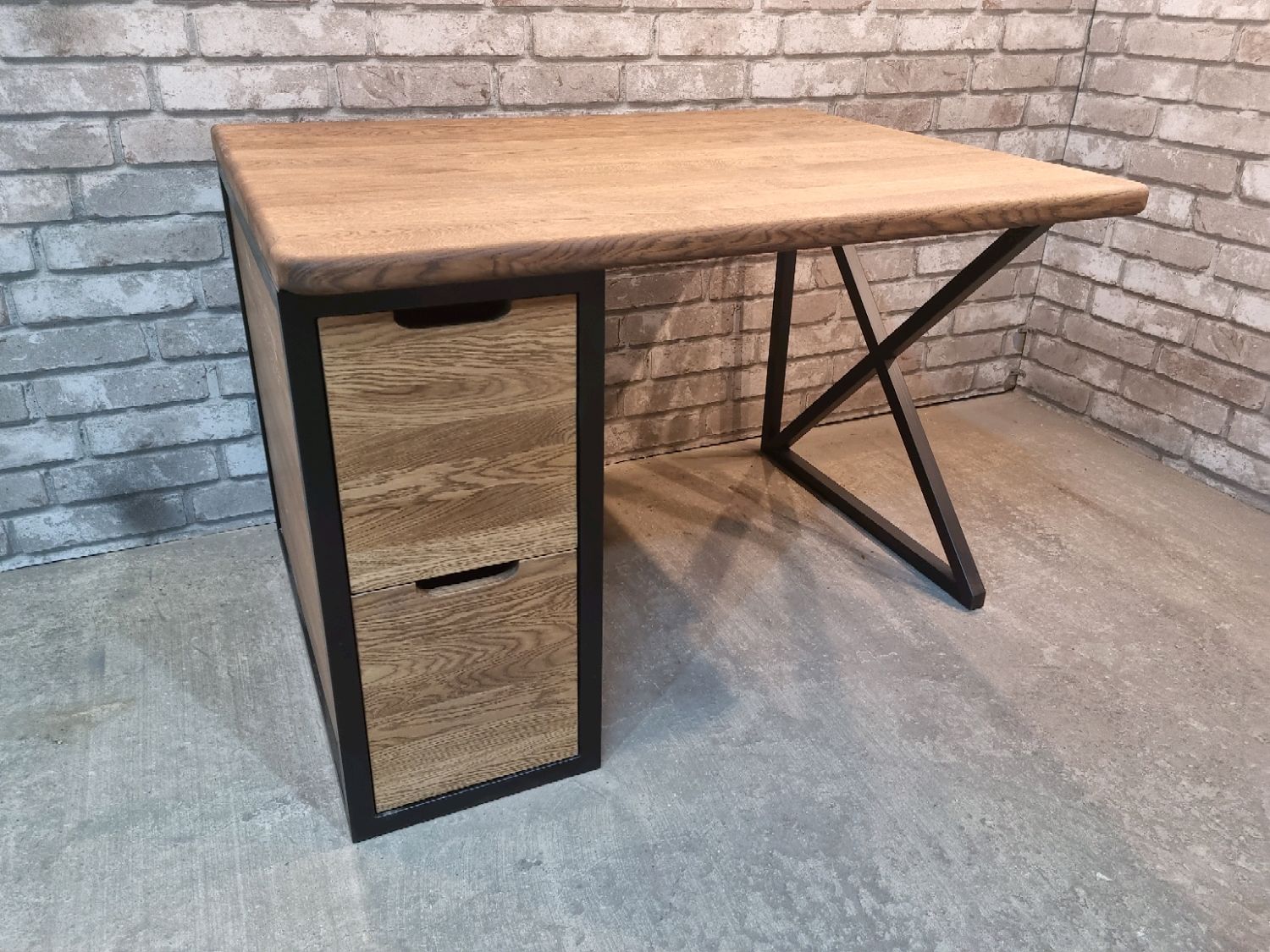 Стол письменный в стиле Лофт из массива дуба С-228