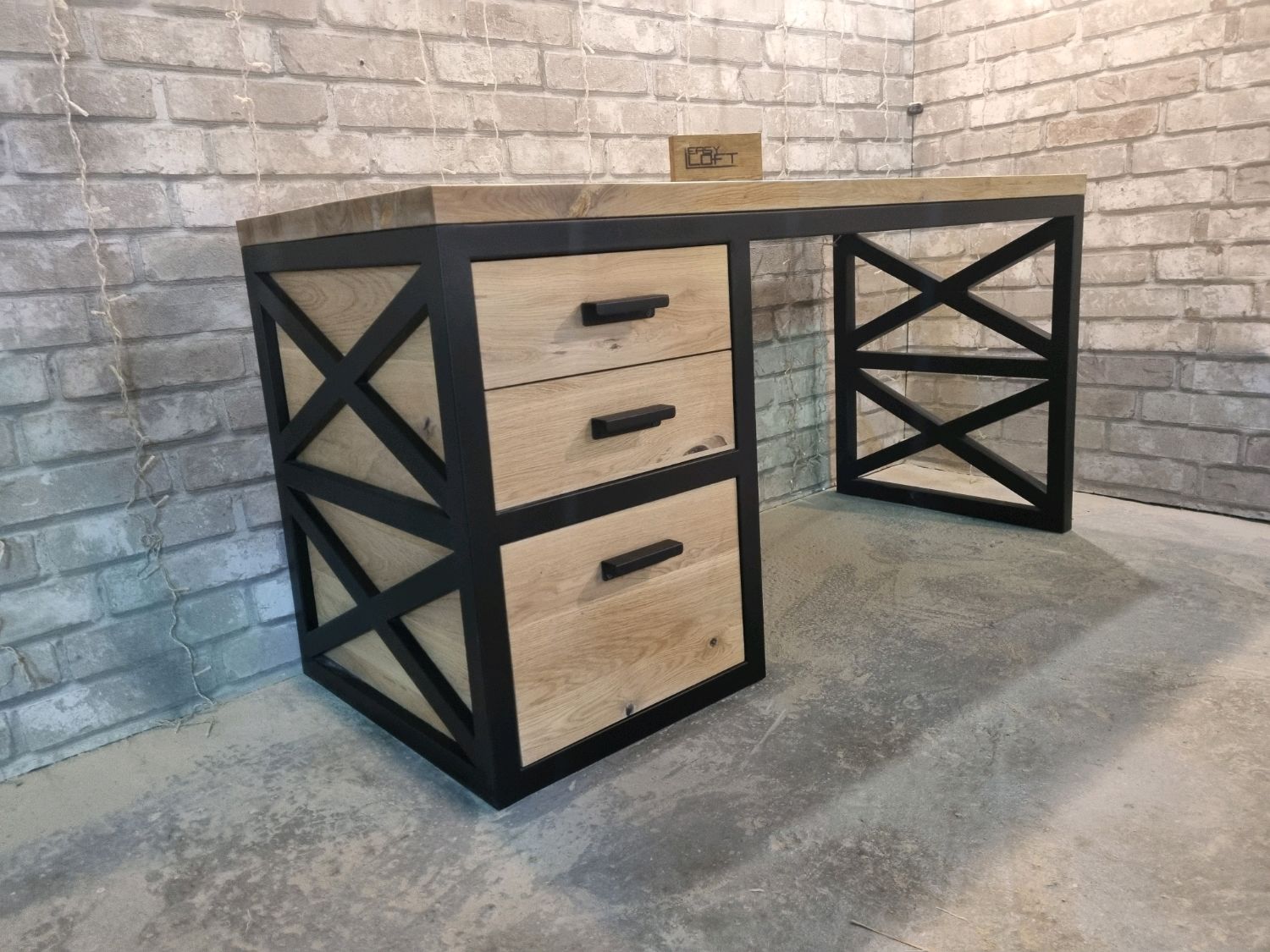 Стол письменный в стиле Лофт из массива дуба С-278