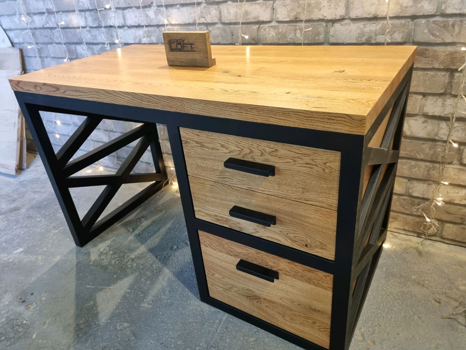 Стол письменный в стиле Лофт из массива дуба С-296