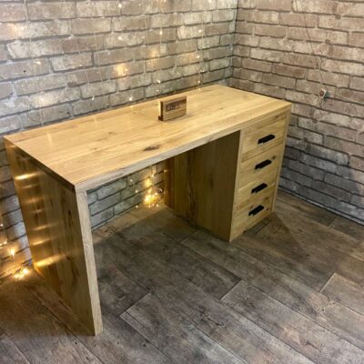 Стол письменный в стиле Лофт из массива дуба С-318