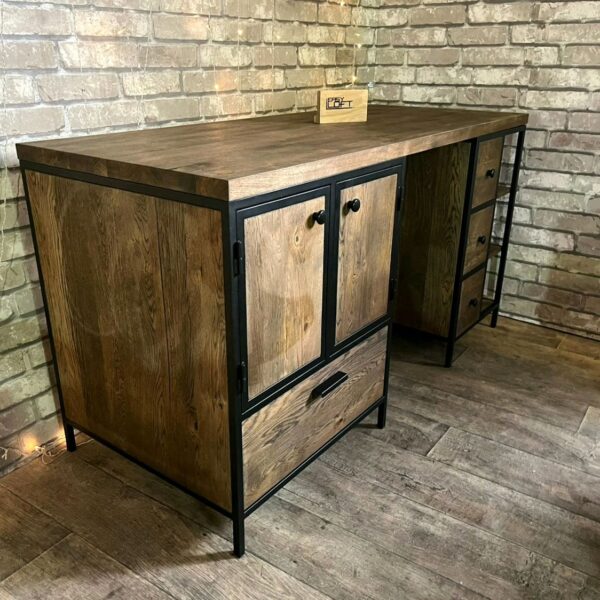 Стол письменный в стиле Лофт из массива дуба С-334