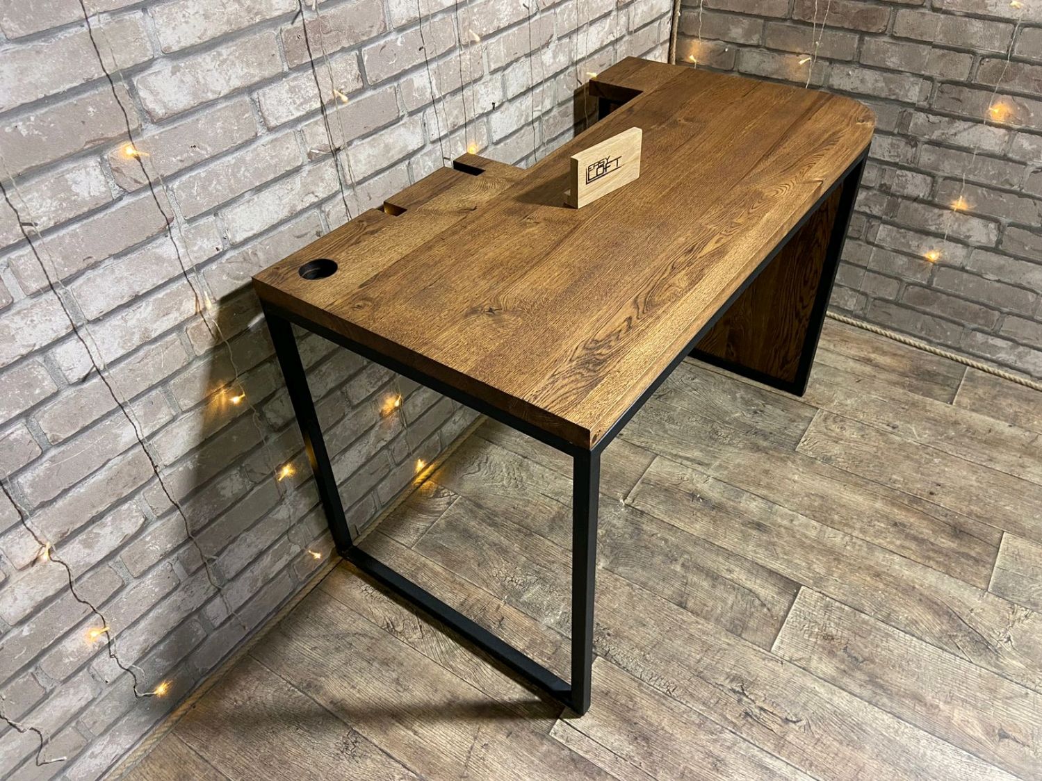 Стол письменный в стиле Лофт из массива дуба С-352