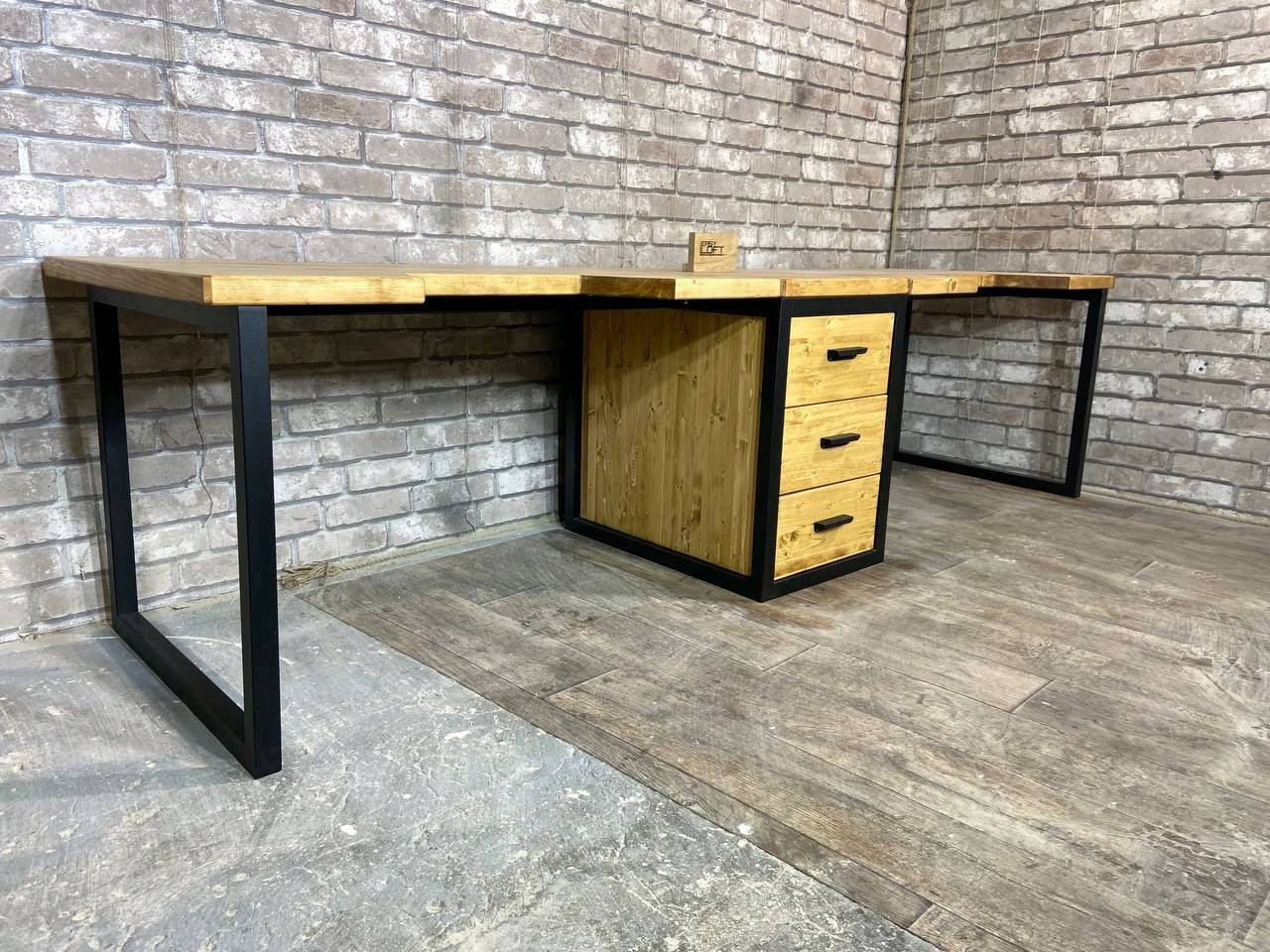 Стол письменный в стиле Лофт С-392