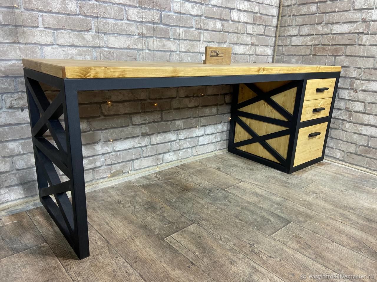 Стол письменный в стиле Лофт С-403