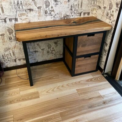 Стол Река с эпоксидной смолой в стиле Лофт С-351